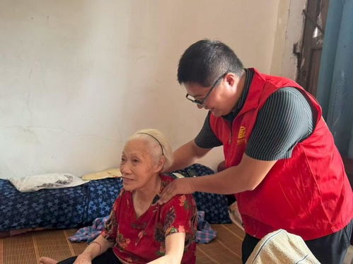 巾幗家政進社區 服務家庭零距離